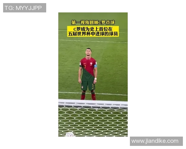 镜头回顾：C罗这一幕令人泪目