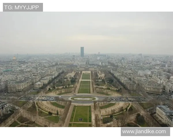 细数巴黎五大高光时刻,满满回忆杀 细数巴黎五大高光时刻,满满回忆杀